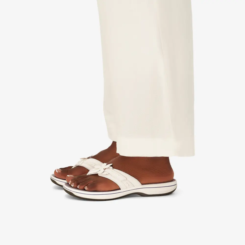 Women’s Breeze Opal White Cloudsteppers™ Flip Flops online